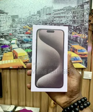 New Apple iPhone 15 Pro Max 256 GB Black