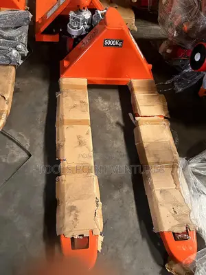 Pallet Truck. 5000kg