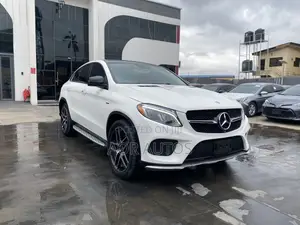 Mercedes-Benz GLE-Class 2016 White