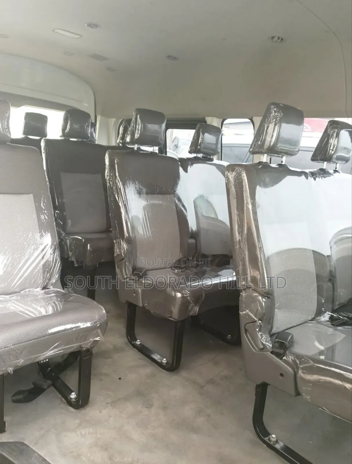 Toyota HiAce 2021 White