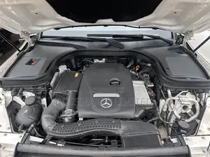 Mercedes-Benz GLC-Class 2019 White