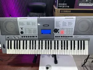Yamaha PSR- E403 Neatly Used Keyboard