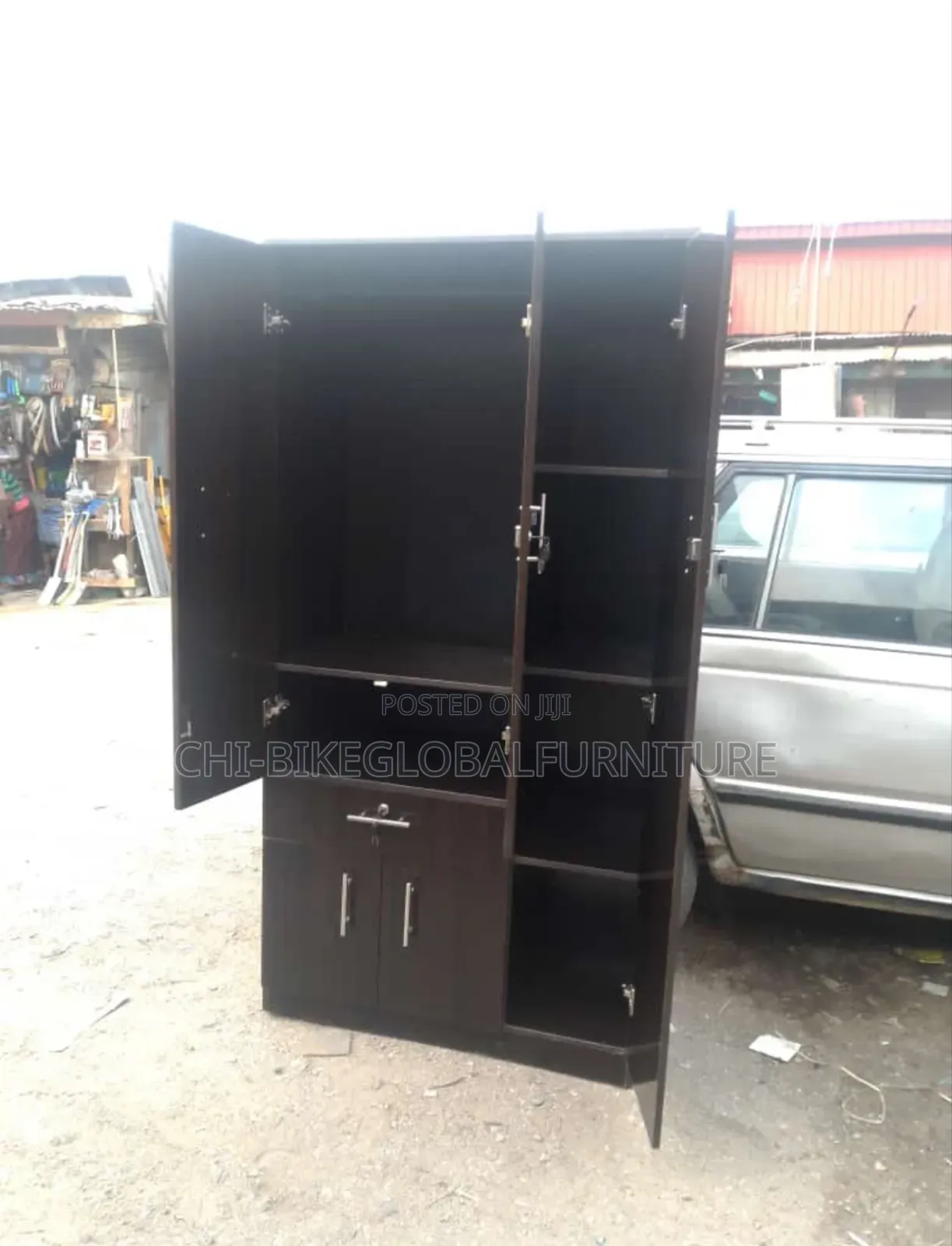 Medium Wardrobe 3 X 6 Ft 