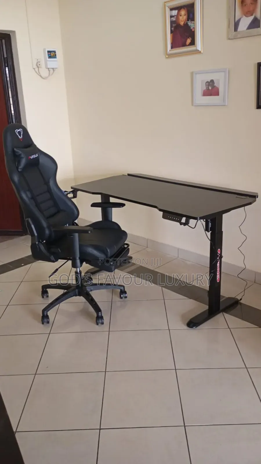 Ergonomic Sit to Stand Desk and Chair
