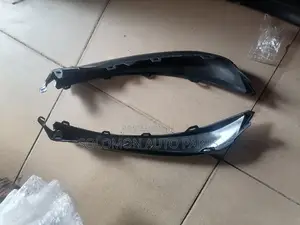 Camry 2017 2018 2920 Front Down Bumper Ends Chrome Set