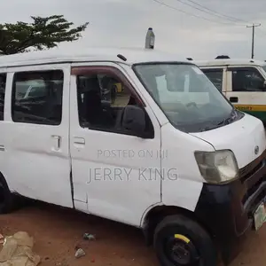 Daihatsu Hijet 2010 White