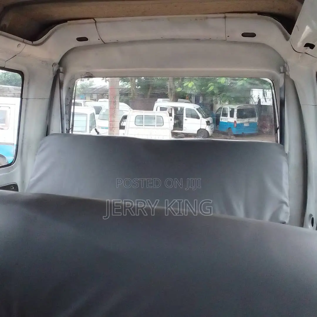 Daihatsu Hijet 2010 White