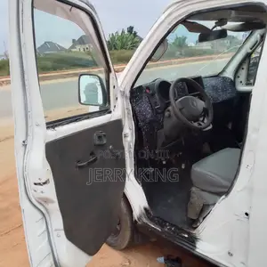 Daihatsu Hijet 2010 White