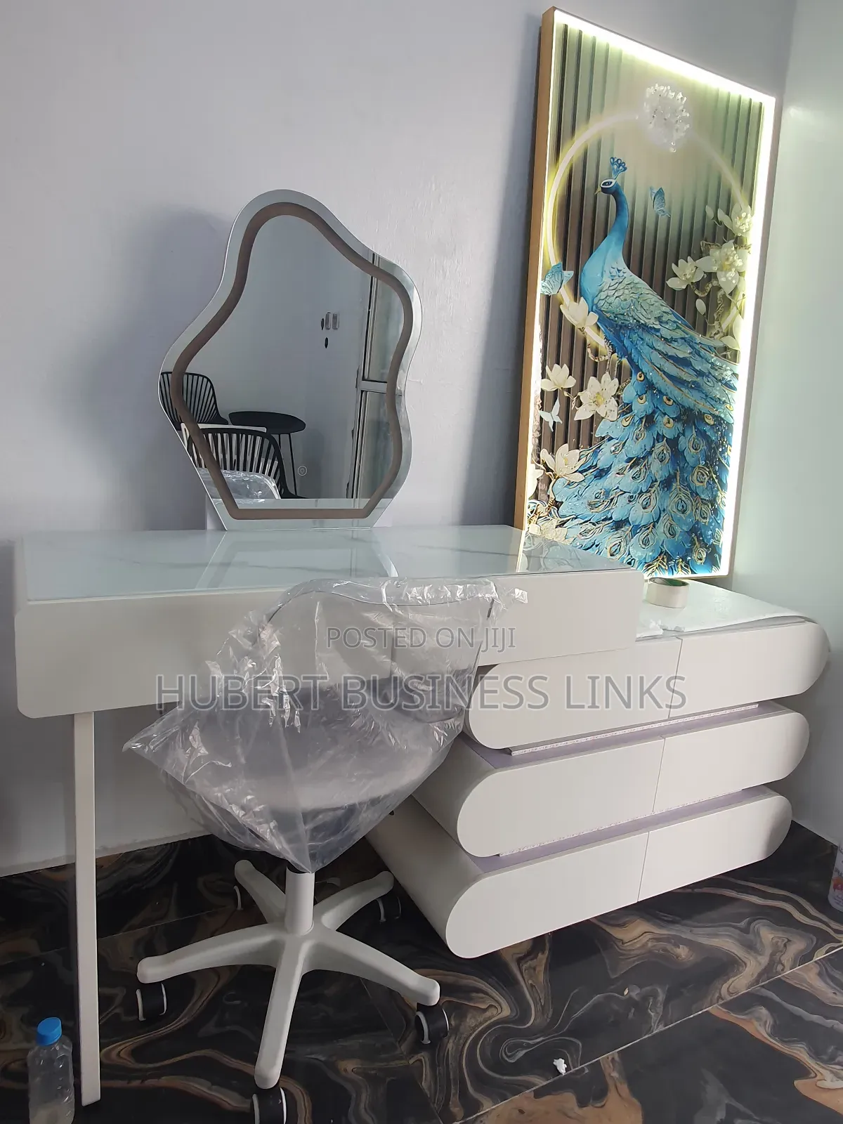 Make Up Dressing Mirror With Cupboard