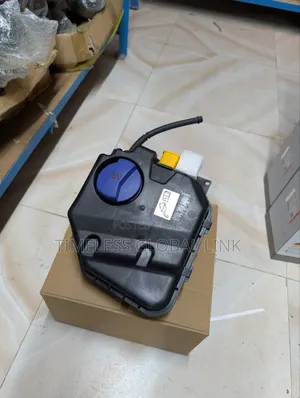Water Tank Reservoir Audi Q7