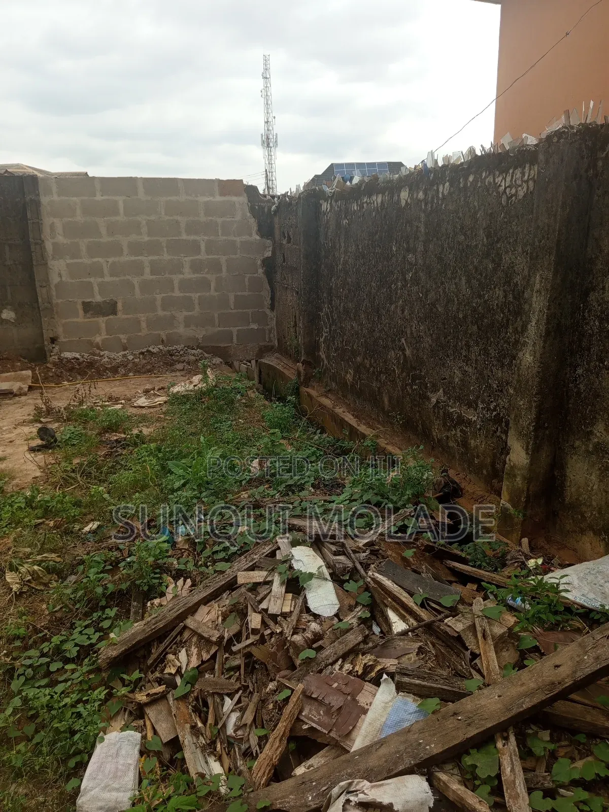 Half Plot for Sale in Ishashi