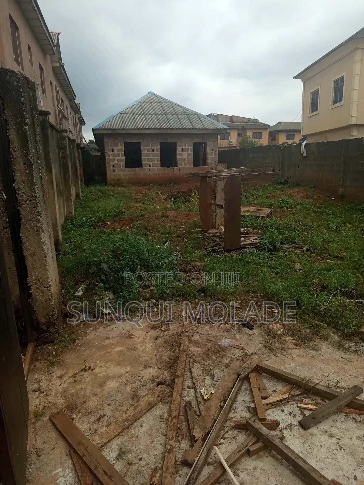 Half Plot for Sale in Ishashi