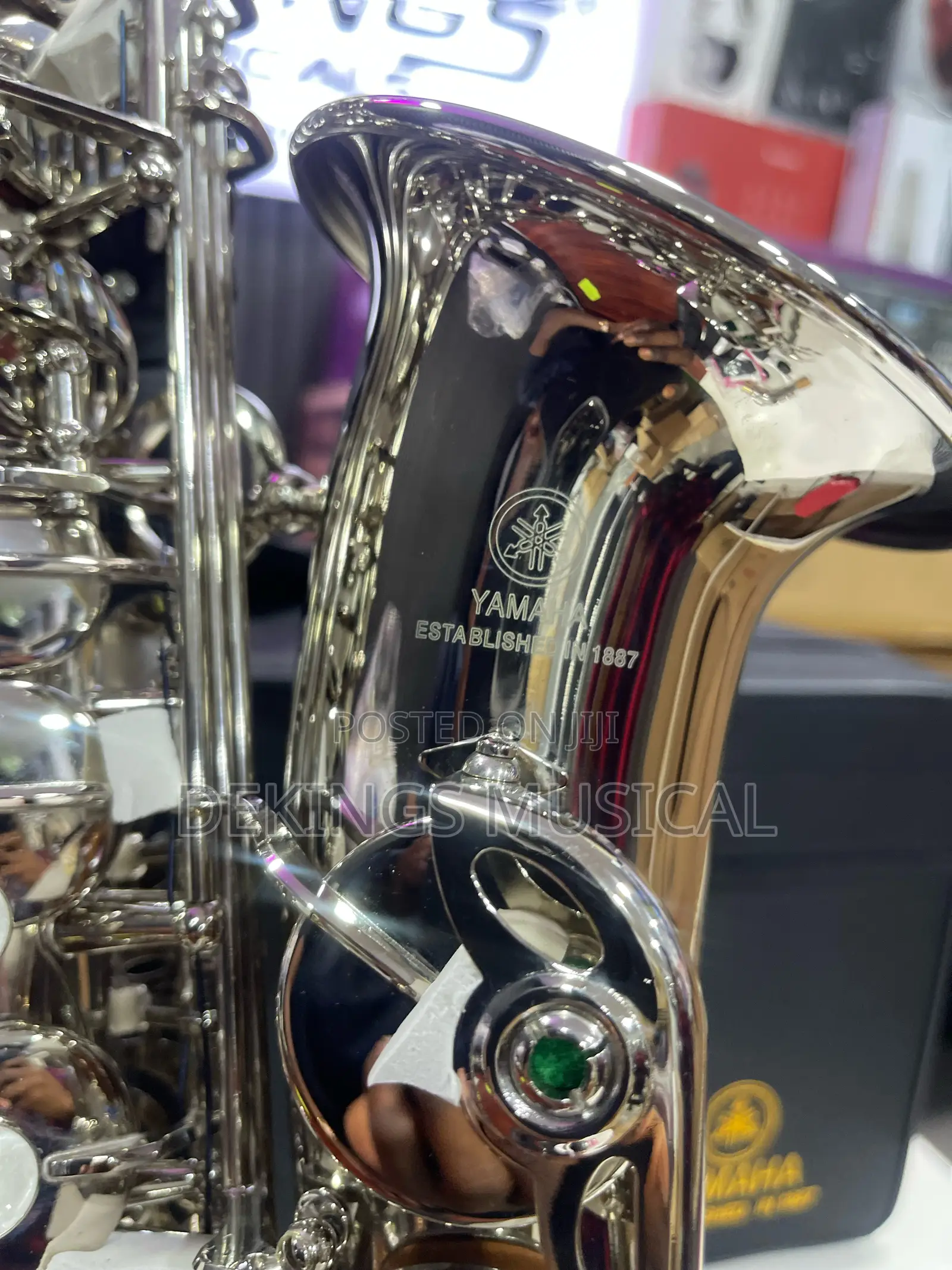 Professional Yamaha Silver Saxophone