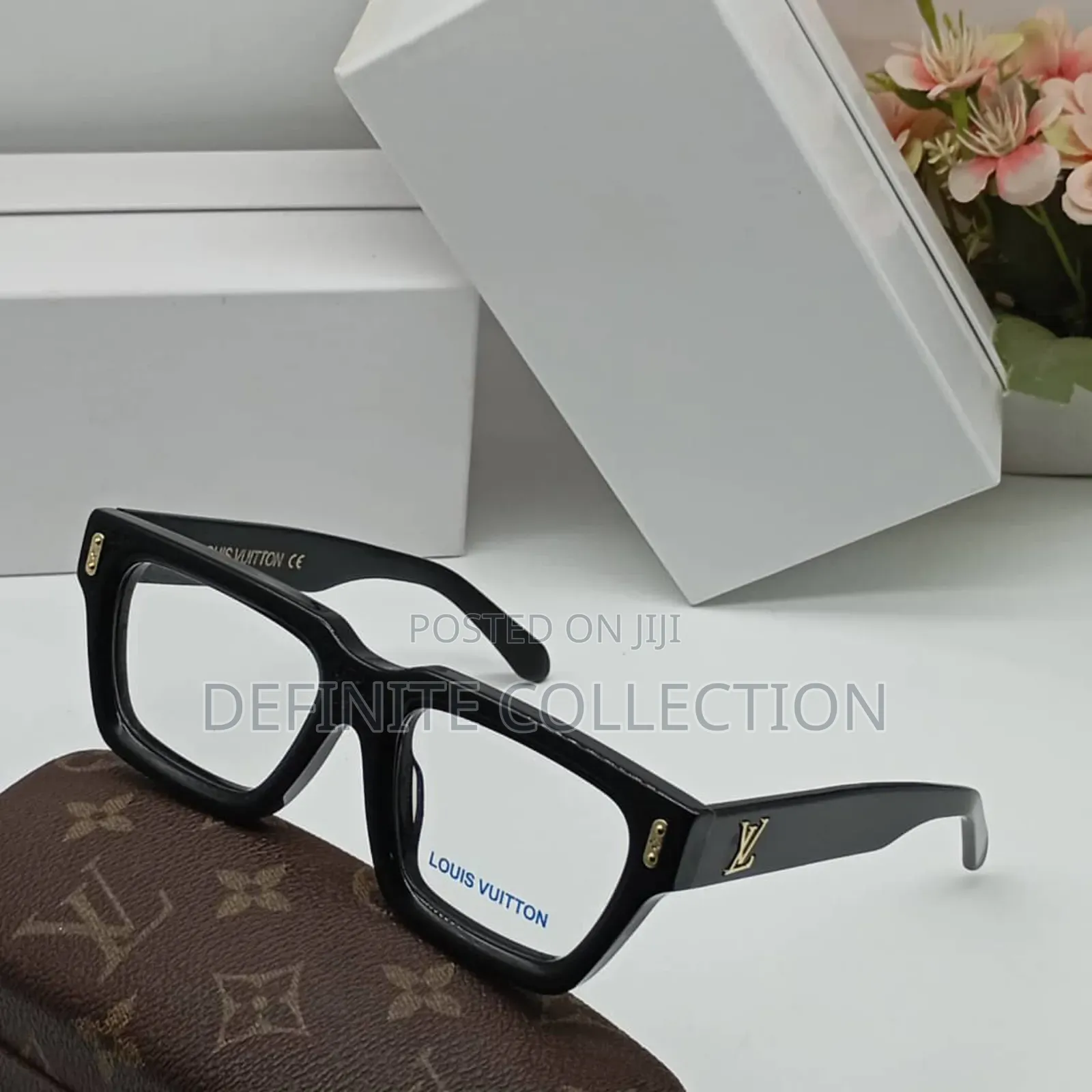 Louis Vuitton Top Luxury Frame Glass
