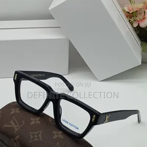 Louis Vuitton Top Luxury Frame Glass