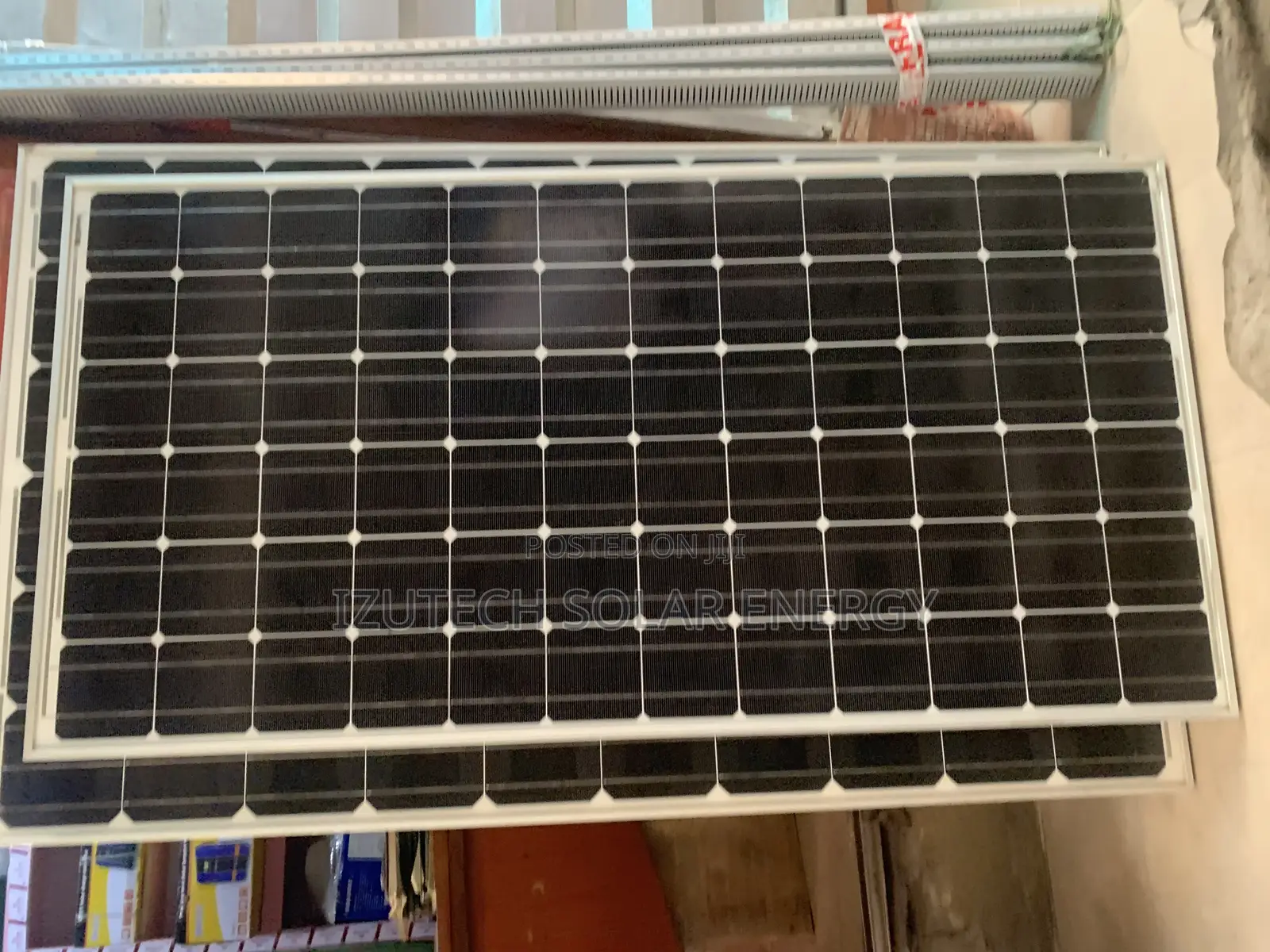 300watts Canadian Solar Panel