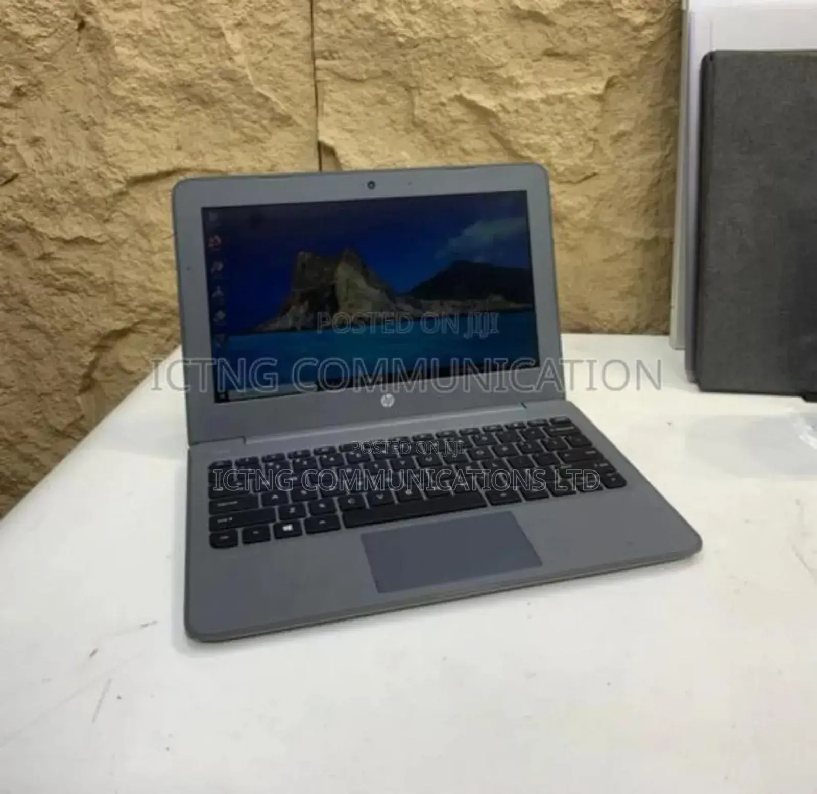 Laptop HP Stream 11 Pro G4 EE 4GB Intel SSD 72GB