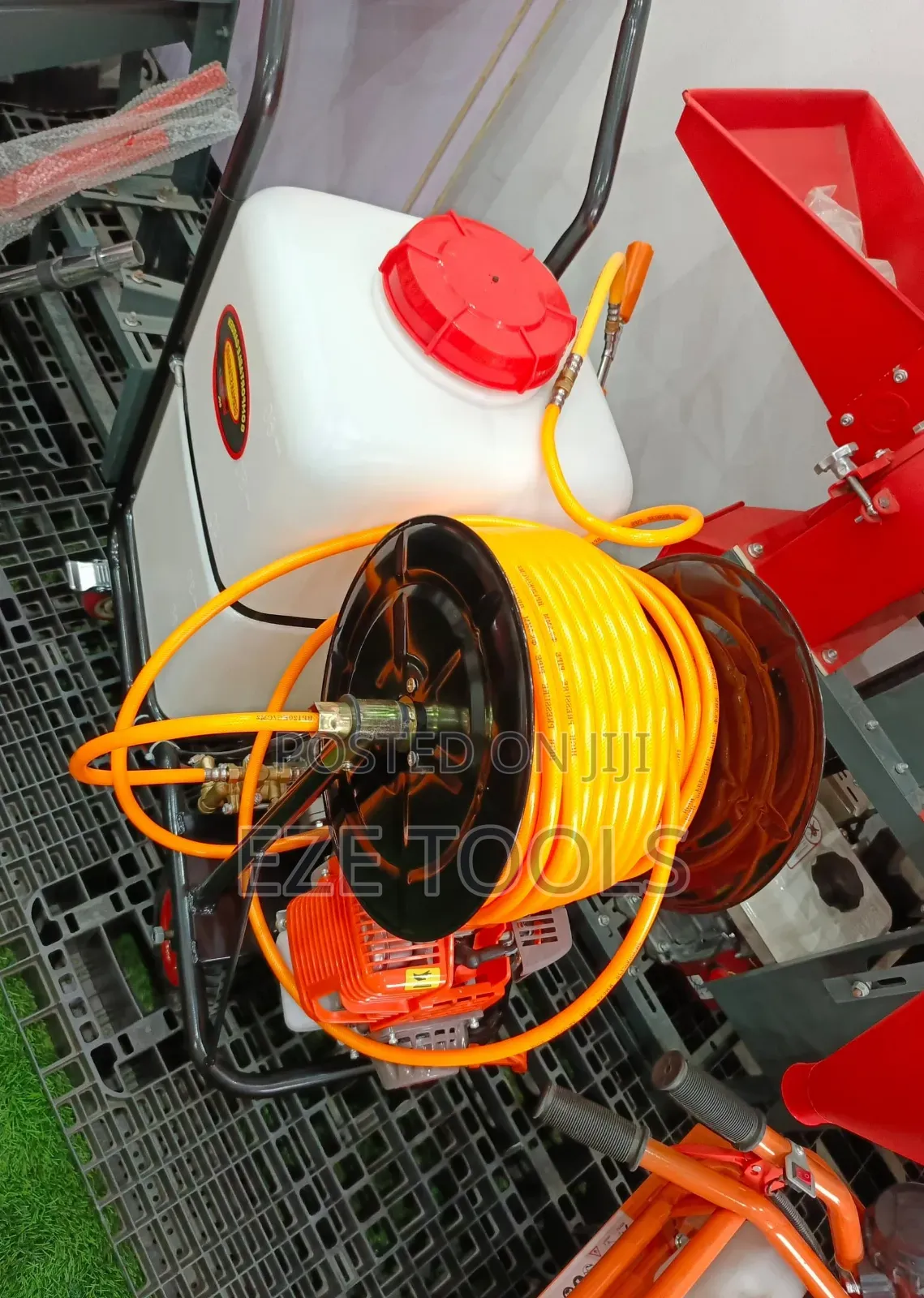 60-Litre Spraying Machine