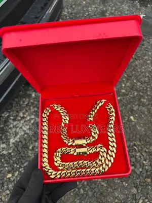 Non Tarnishing Gold Chain