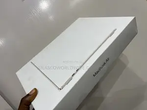 New Laptop Apple MacBook Air 2025 M4 13-inch 16GB Apple M4 SSD 256GB