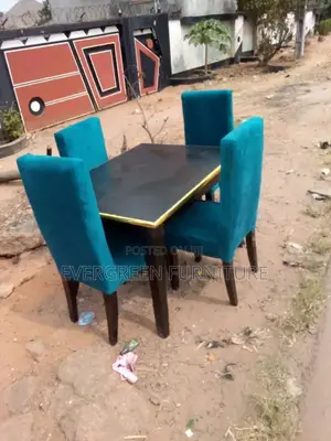 Unique 4 Setter Dining Sets