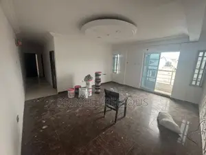 2bdrm Apartment in Lekki Phase 1 for rent