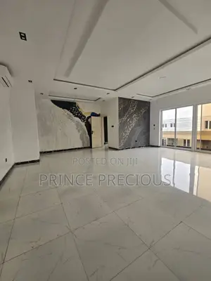 3bdrm Apartment in Lekki Phase 1 for rent