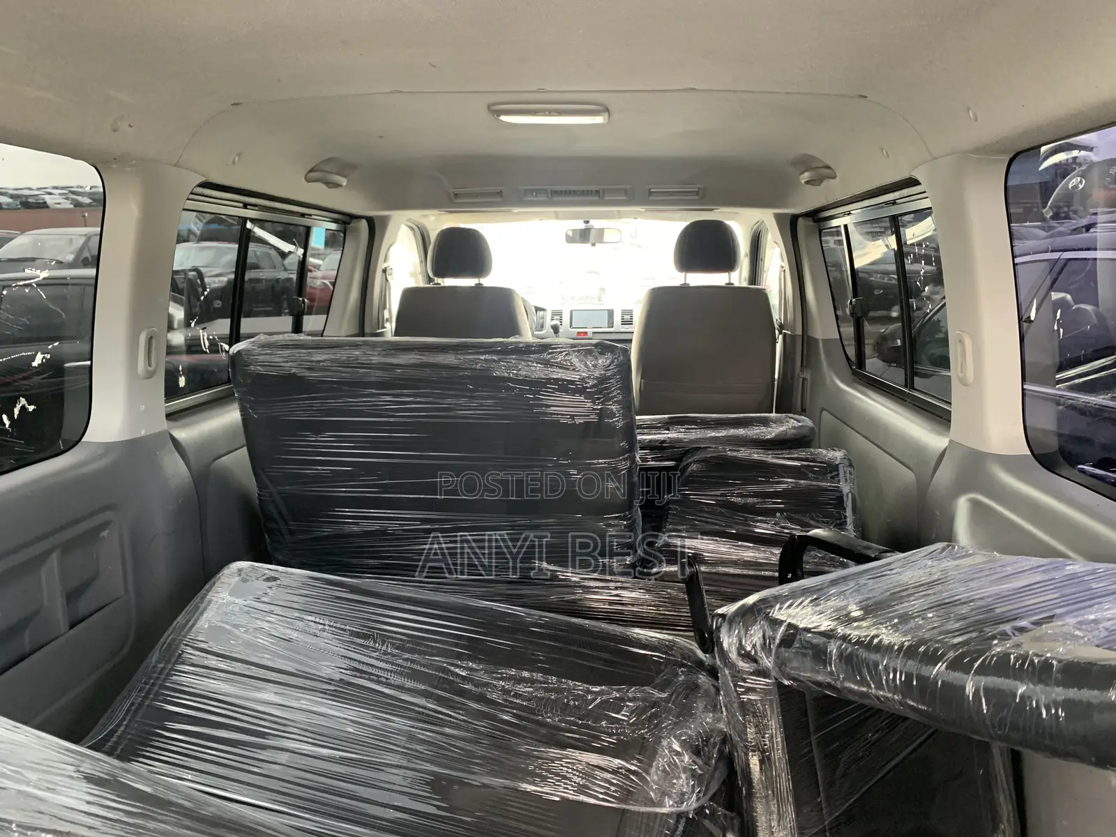 Toyota HiAce 2009 Blue
