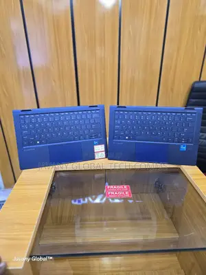 Laptop HP Dragonfly G2 16GB Intel Core i5 SSD 256GB