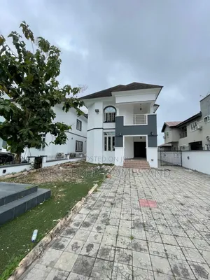 4bdrm Duplex in Pinnock Beach Estate, Lekki for rent