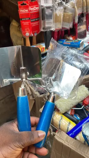 Angle Trowel
