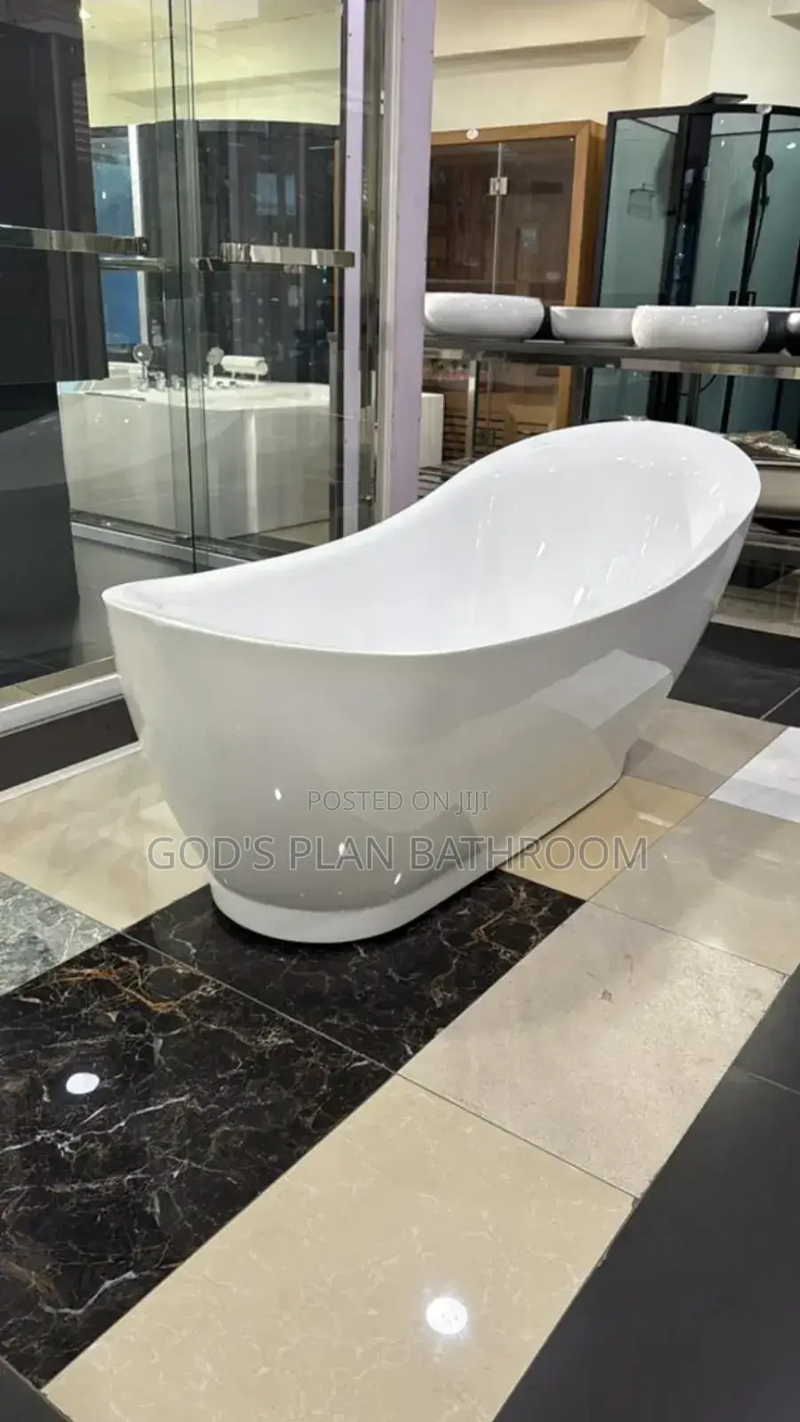 Master Bathtub
