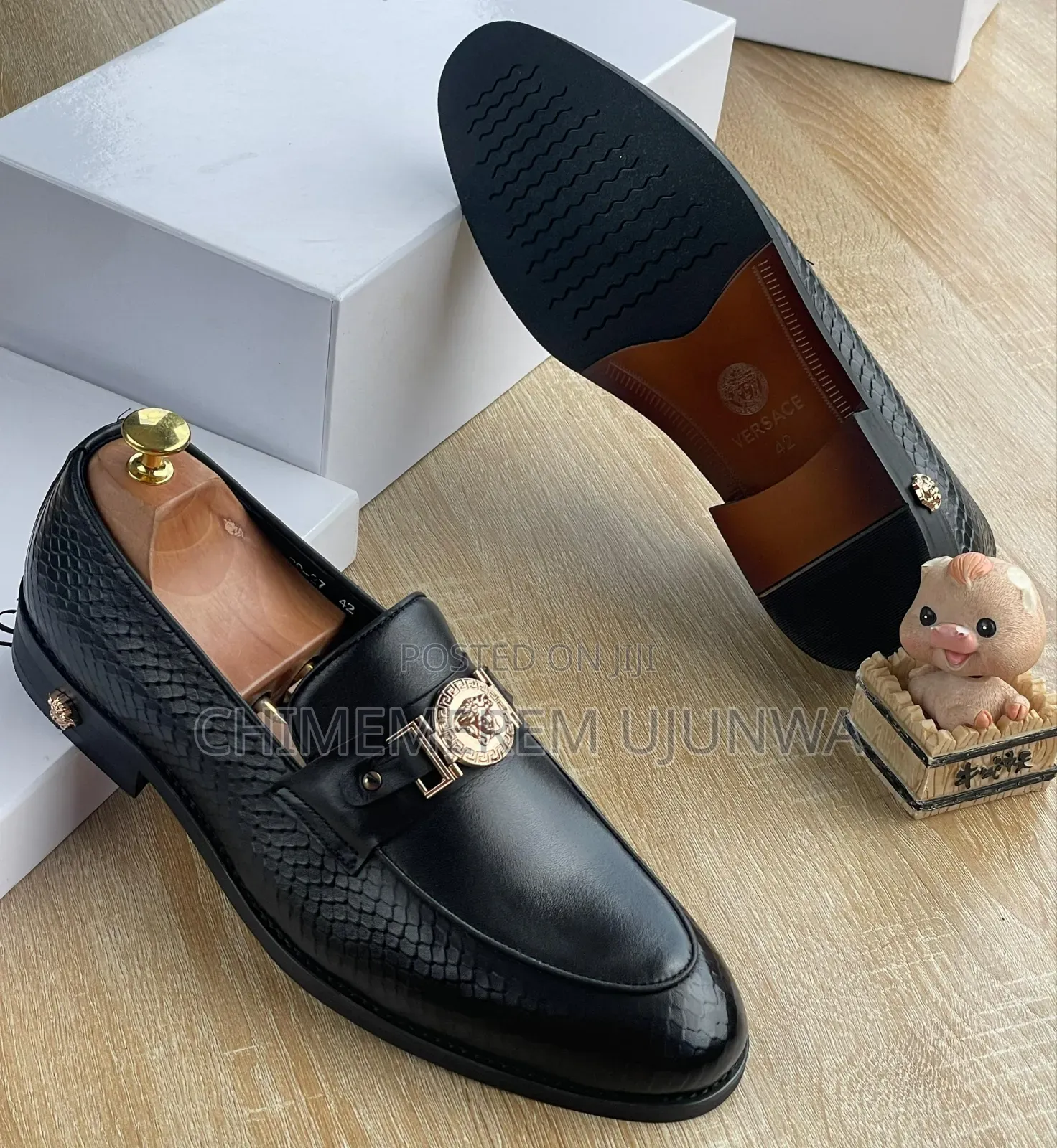 Luxury Versace Shoe