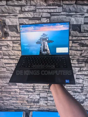 Laptop Dell Precision 5570 32GB Intel Core i7 SSD 512GB