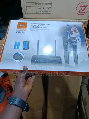 JBL Vm-1200 Professional Wireless Microphone