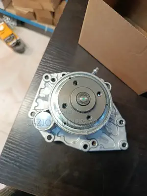 High Quality Complete Water Pump for Bentley