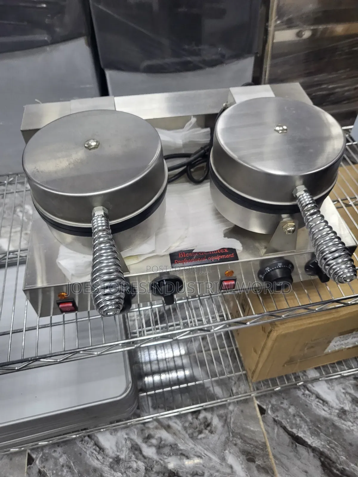 Double Cone Waffle Maker
