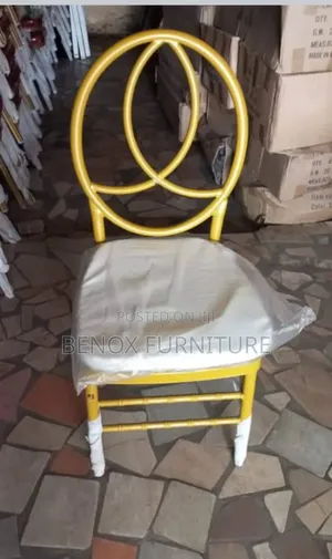 Banquet Chivelry Chair With Cushion