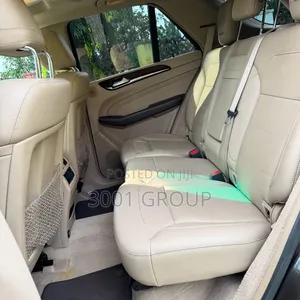 Mercedes-Benz M Class ML350 4MATIC 4dr SUV AWD (3.5L 6cyl 7A) 2014
