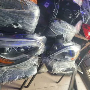 Mercedes-Benz Ml350 Headlamp Is Available