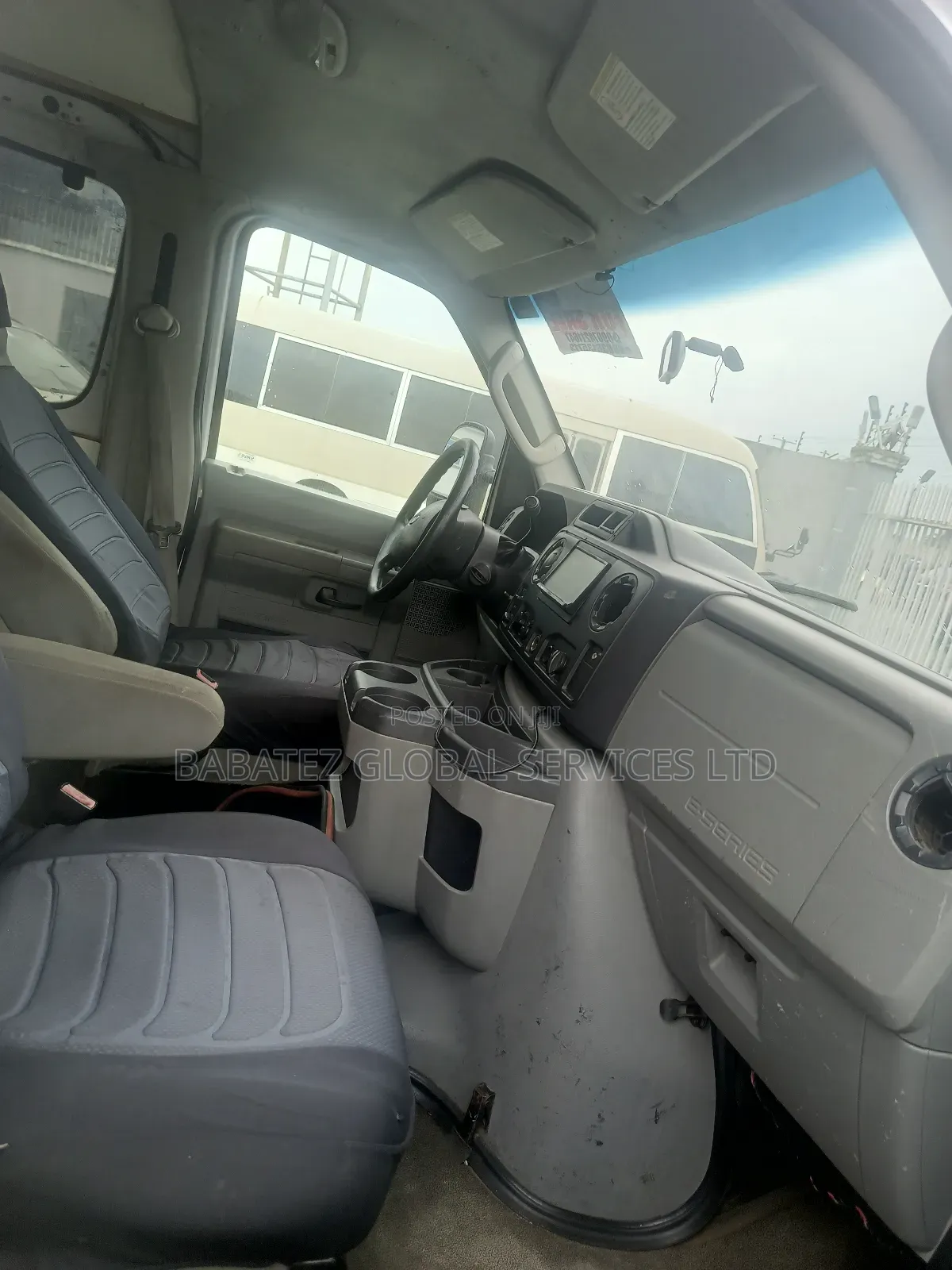 Ford E250 2010 White