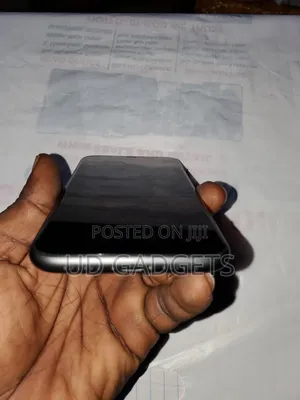 Apple iPhone 11 64 GB Black