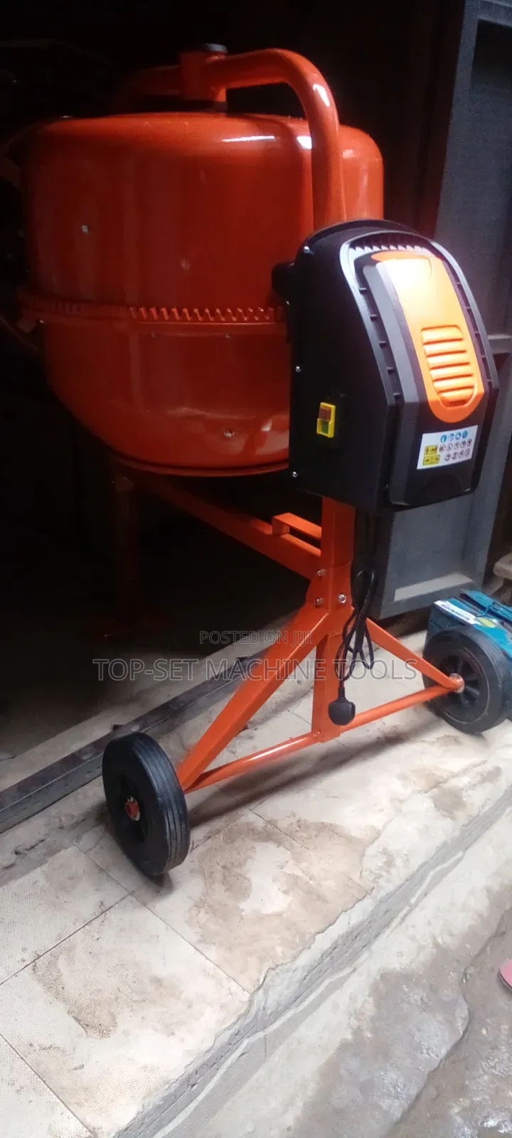 250 Litres Concrete Mixer