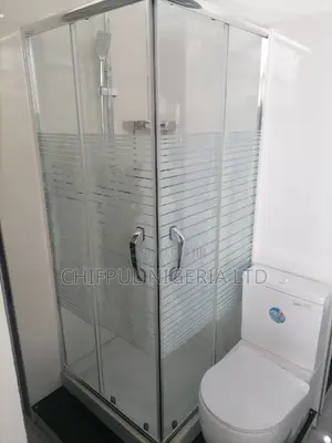 Fulham Cubicle Shower Room