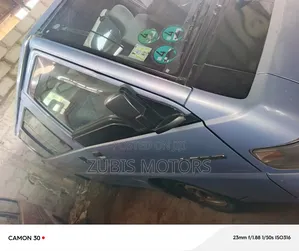 Mitsubishi L300 2005 Blue