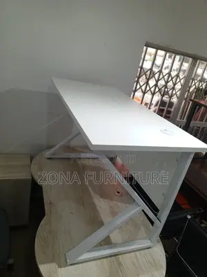 Foreign Design White Office Table 1.2meters by Size