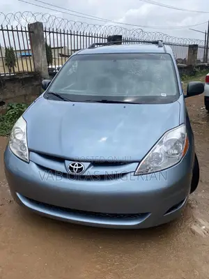 Toyota Sienna CE FWD 2008 Blue
