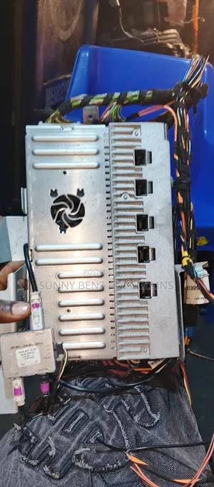 Amplifier S Class 2007-2012 W221