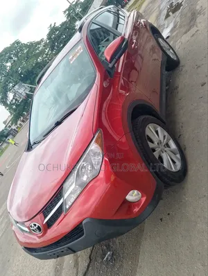 Toyota RAV4 2015 Red