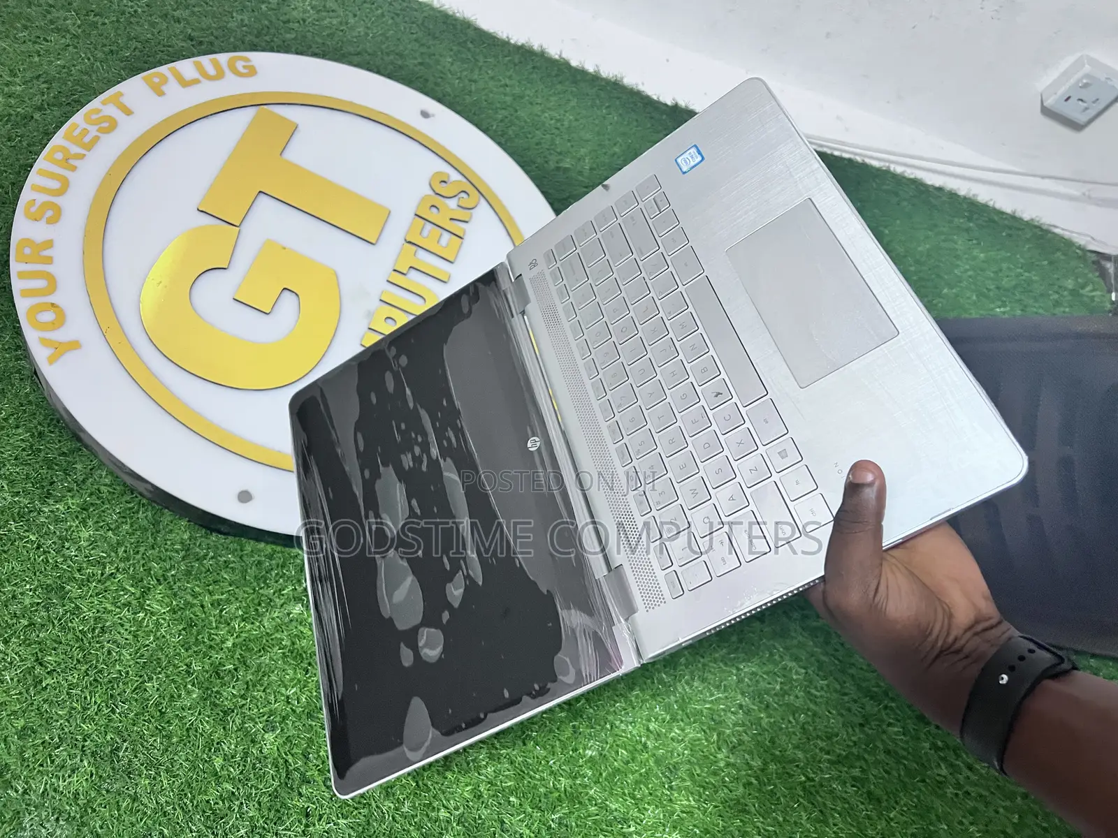 New Laptop HP Pavilion 14 16GB Intel Core i5 SSD 256GB